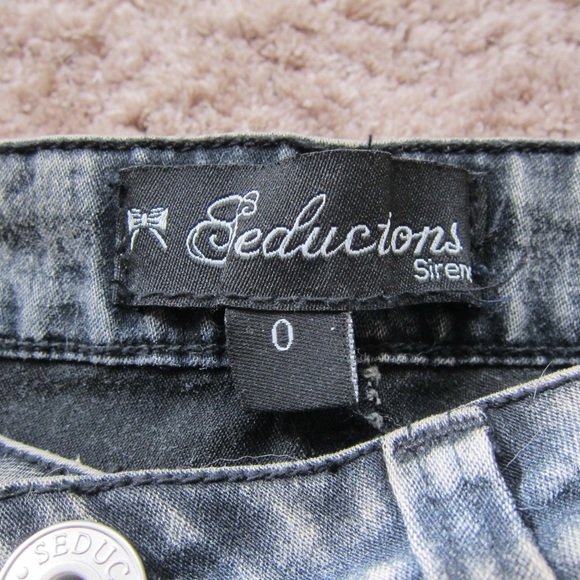 Urban Planet Shorts - Picture 4 of 4